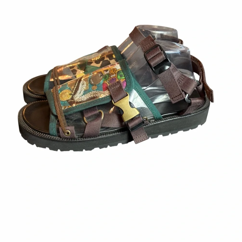 NWOB JAPAN JAPANESE KOLOR BRAND SIZE 10.5 SANDALS VIBRAM